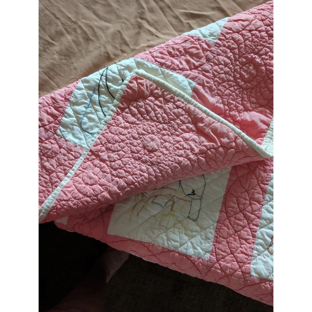 Vintage Handmade Pink & White Embroidered Patchwork Quilt w/Birds & Flowers.